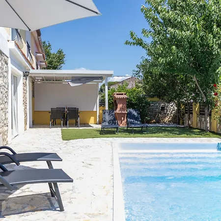 Prázdninový dům Casa Ti Sei With Private Pool Kaštelir